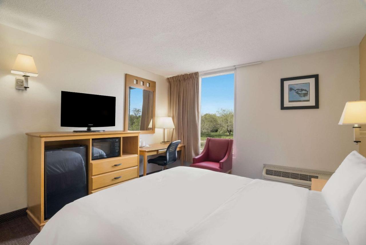 Quality Inn Alice المظهر الخارجي الصورة